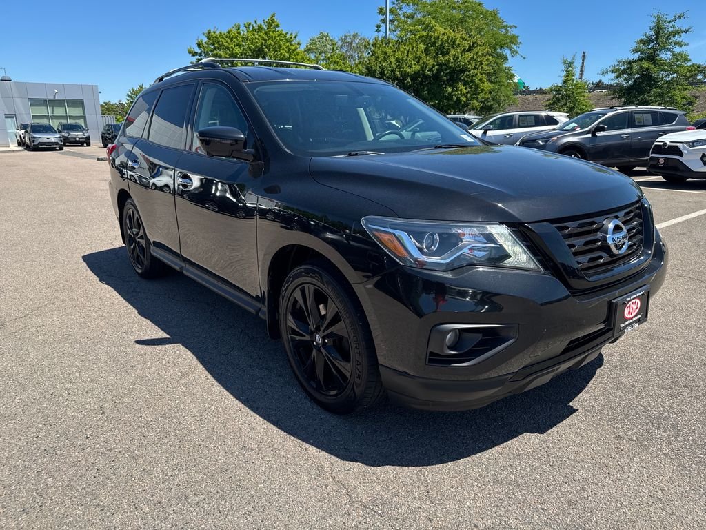 Used 2018 Black Nissan SL image 12