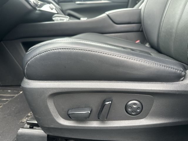 Certified Used 2023 White INFINITI PURE image 16