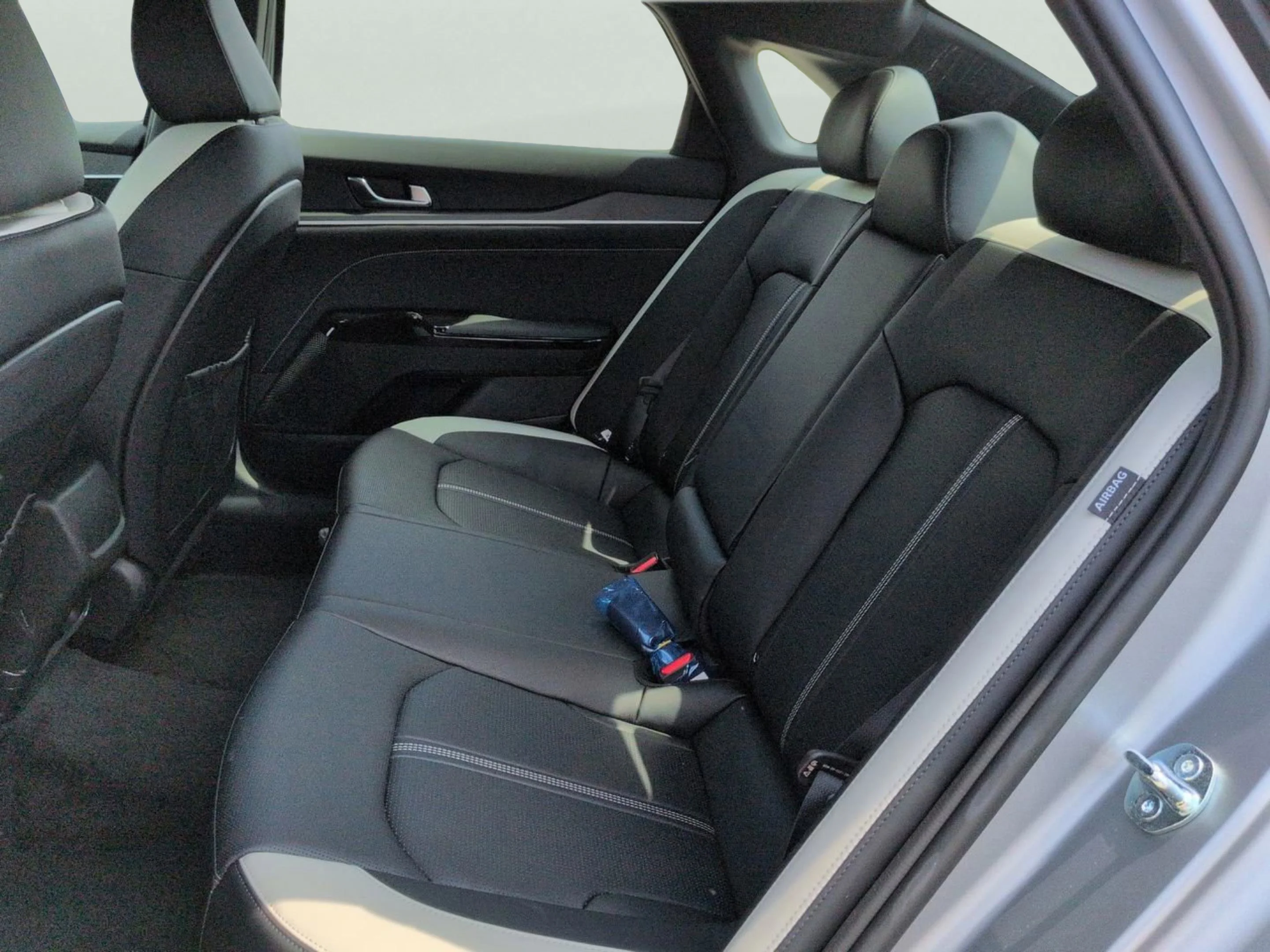 New 2026 Steel Matte Gray Kia GT-Line image 11