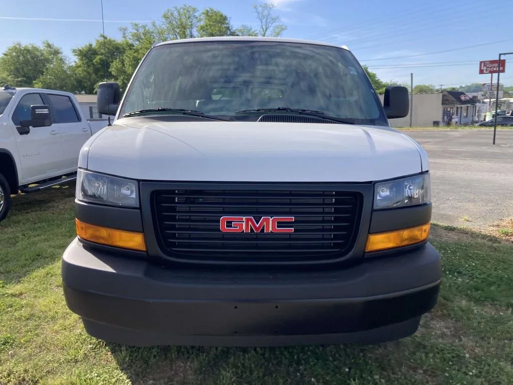 New 2026 Summit White GMC Work Van image 8