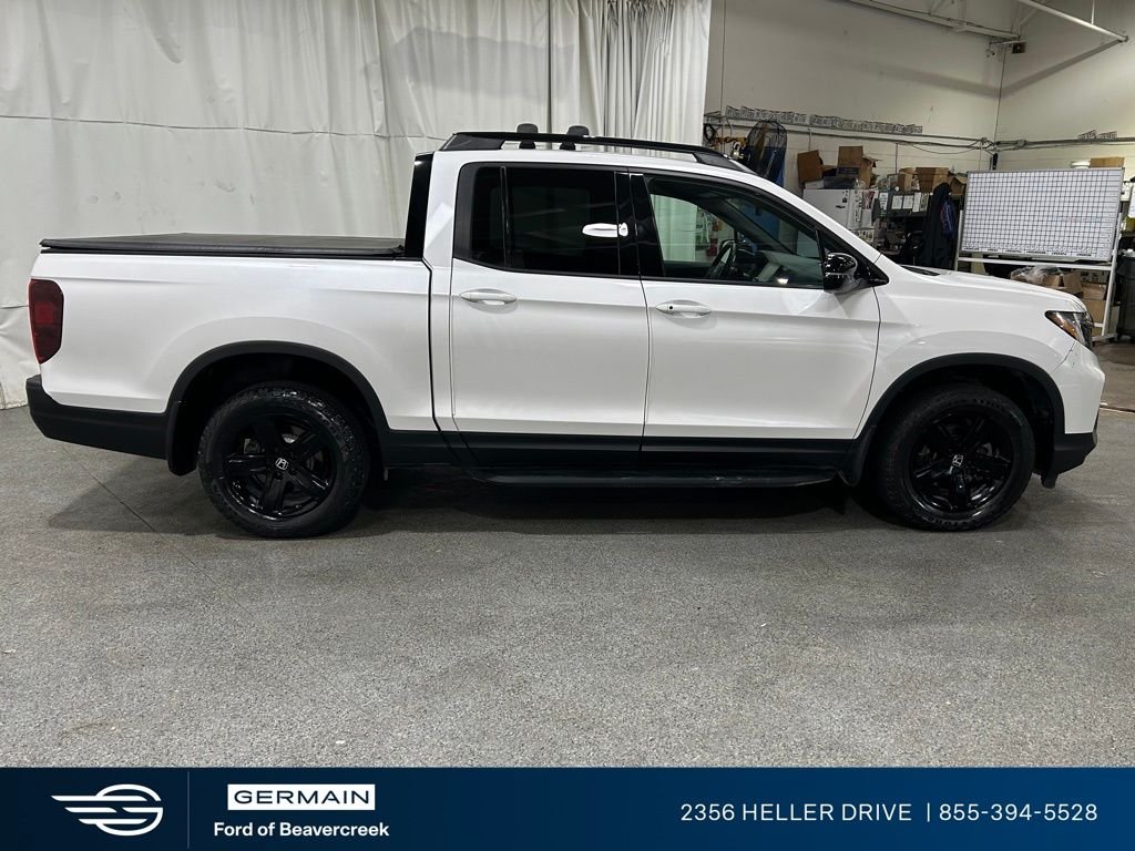 Used 2023 Platinum White Pearl Honda Black Edition image 9