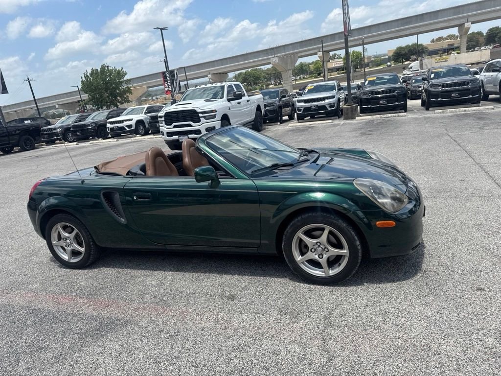 Used 2002 Green Toyota Base image 12
