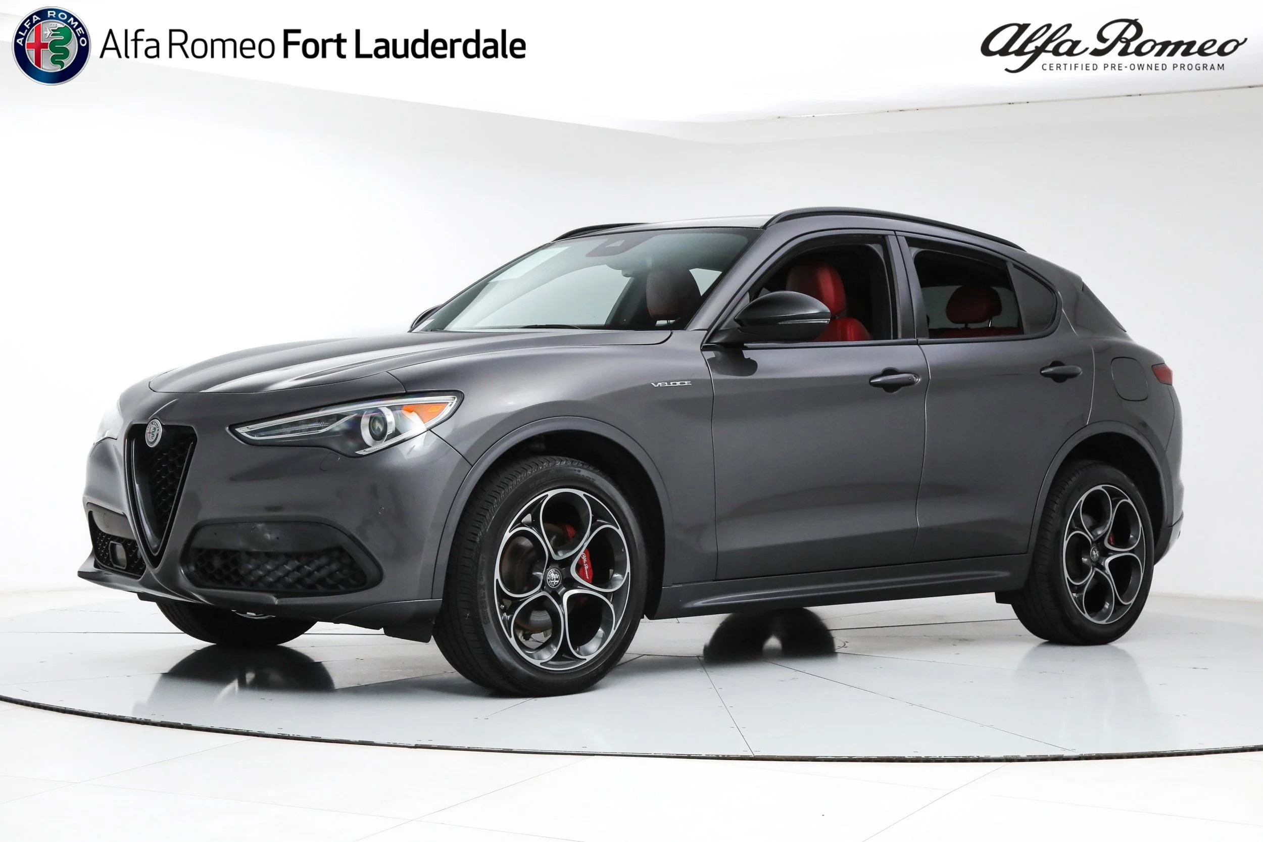 2022 Alfa Romeo Stelvio Ti Veloce AWD's photo
