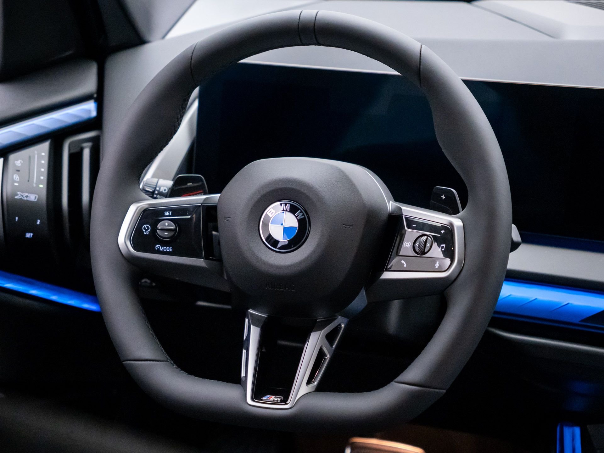 New 2026 Arctic Race Blue metallic BMW 30 xDrive image 12