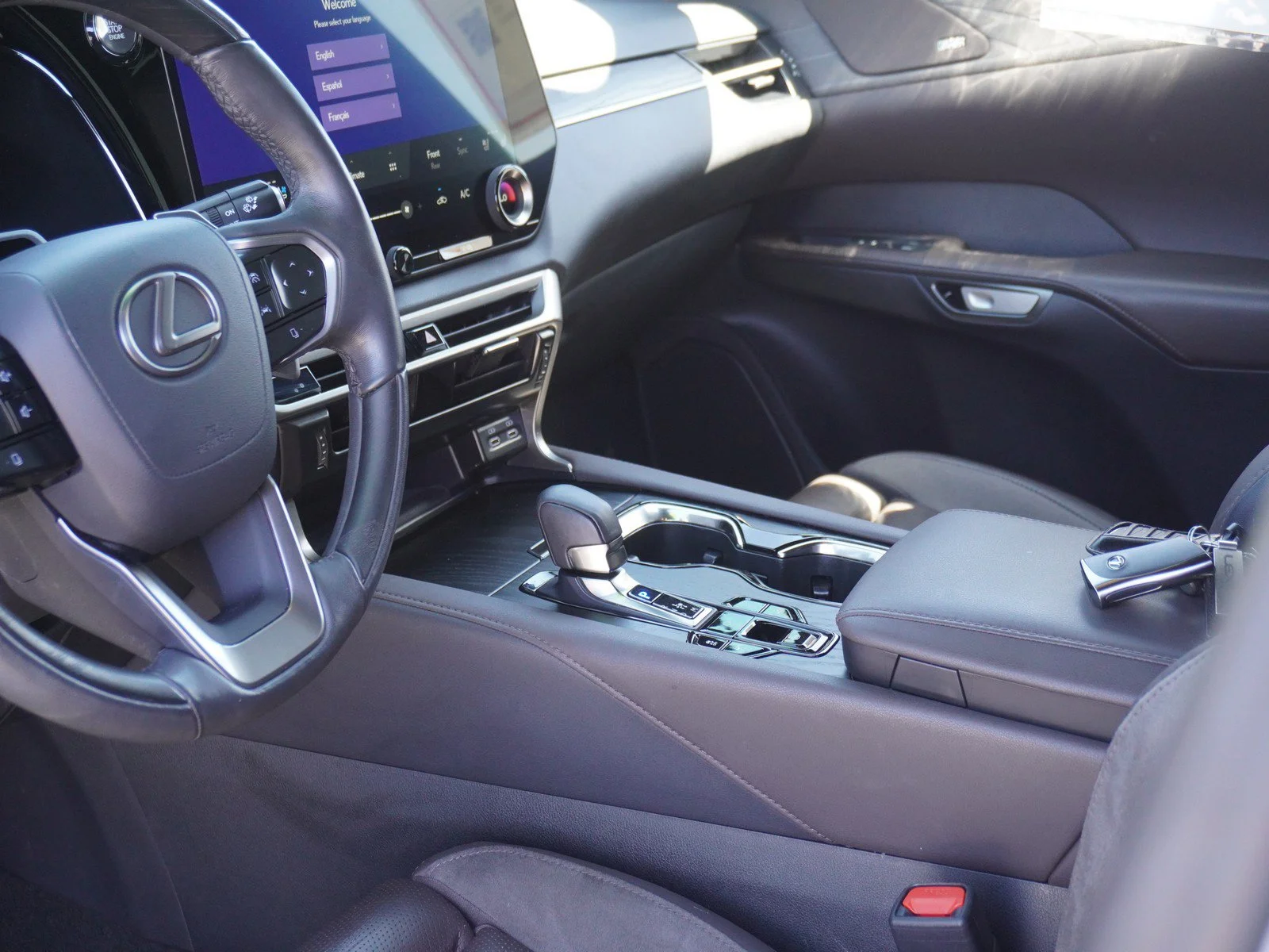 Used 2023 White Pearl Lexus RX 350 Luxury image 24