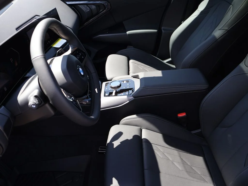 2025 BMW X3 30 - Photo 48