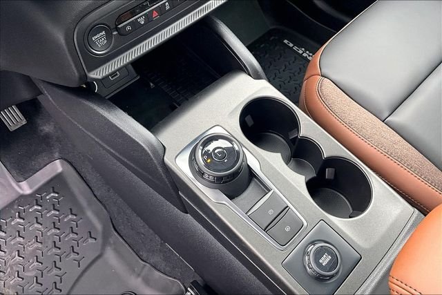 New 2025 Carbonized Gray Metallic Ford Outer Banks image 8