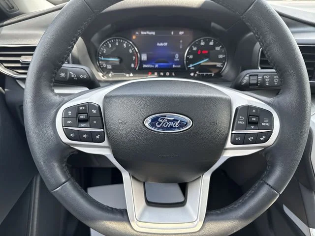 Certified Used 2023 White Metallic Ford XLT image 13