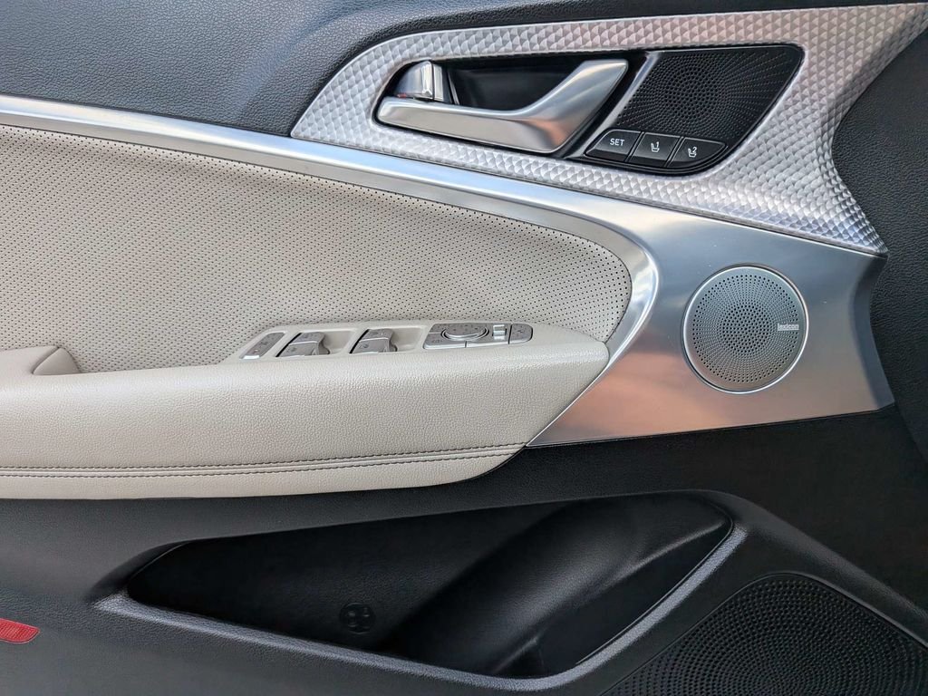 Used 2023 Silver Genesis 2.0T image 27