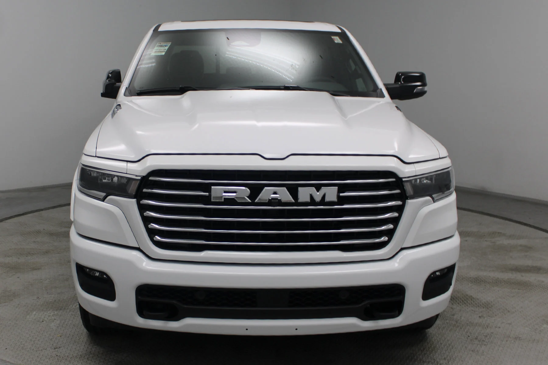2026 RAM 1500 Laramie - Photo 25