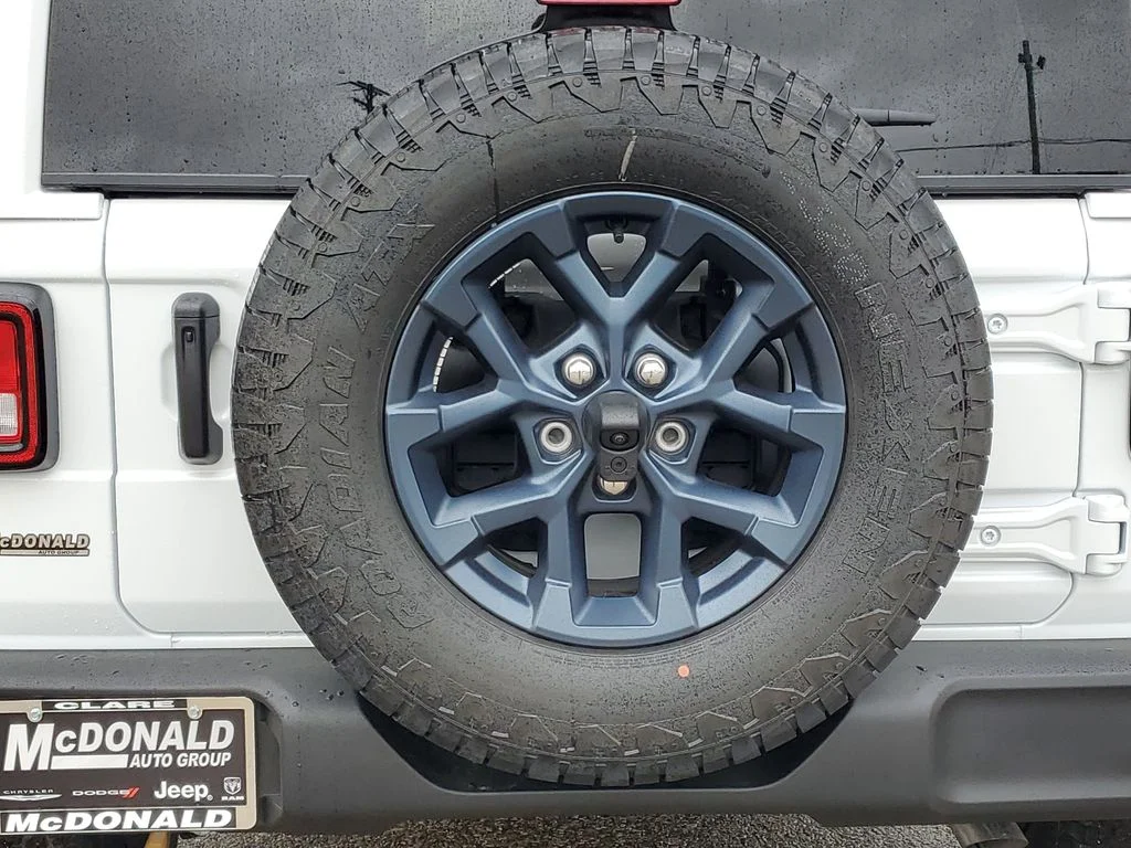 New 2026 Bright White Clear-Coat Exterior Paint Jeep 85th Anniversary image 6