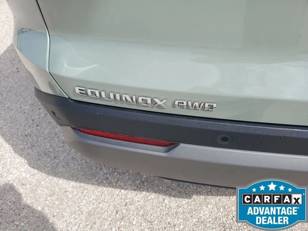 Used 2025 Cacti Green Chevrolet LT image 49