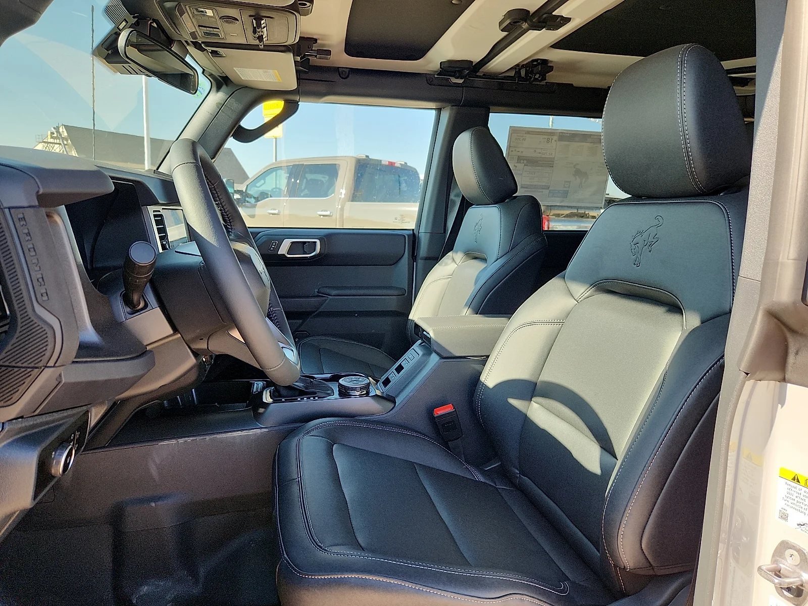 New 2026 Avalanche Gray Ford Badlands image 17