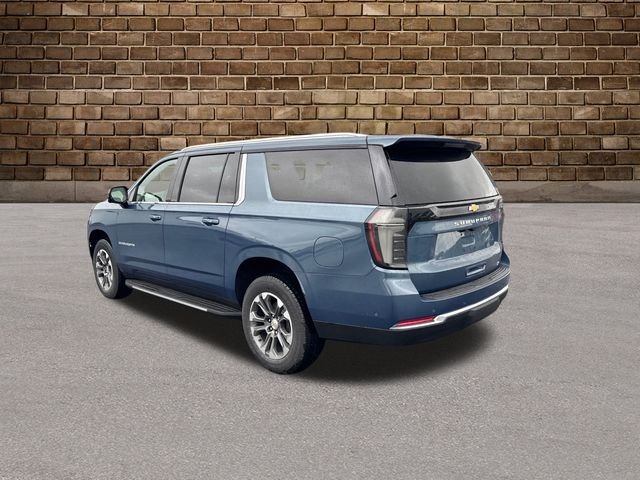 2026 Chevrolet Suburban LT photo 3