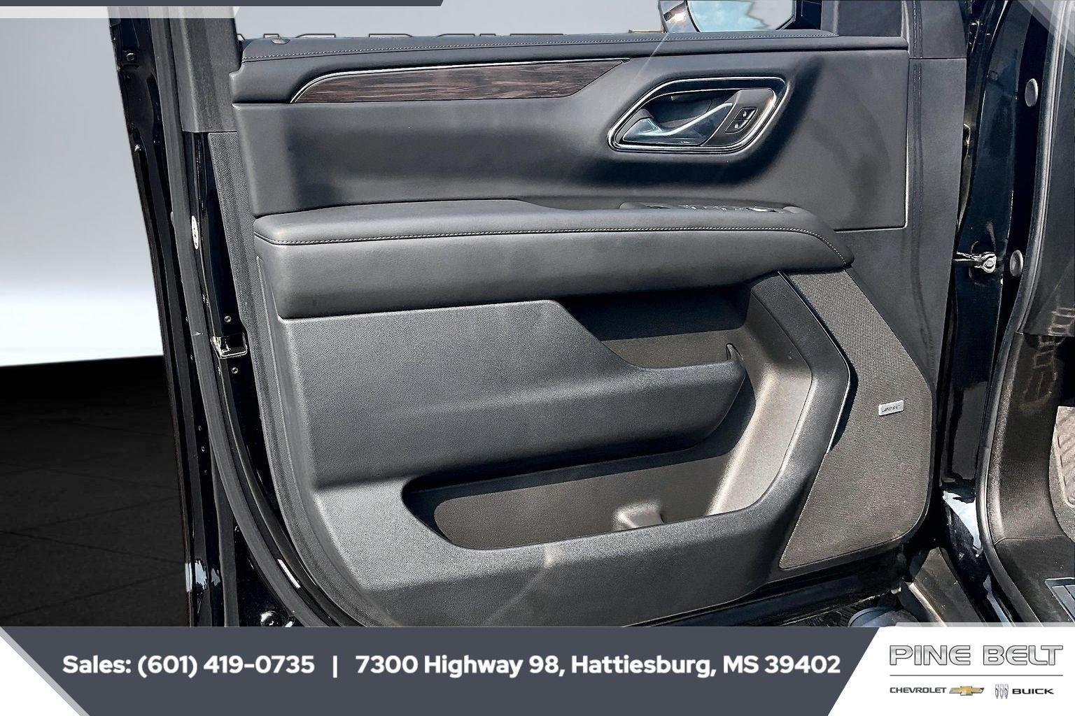 Used 2024 Black Chevrolet Z71 image 17