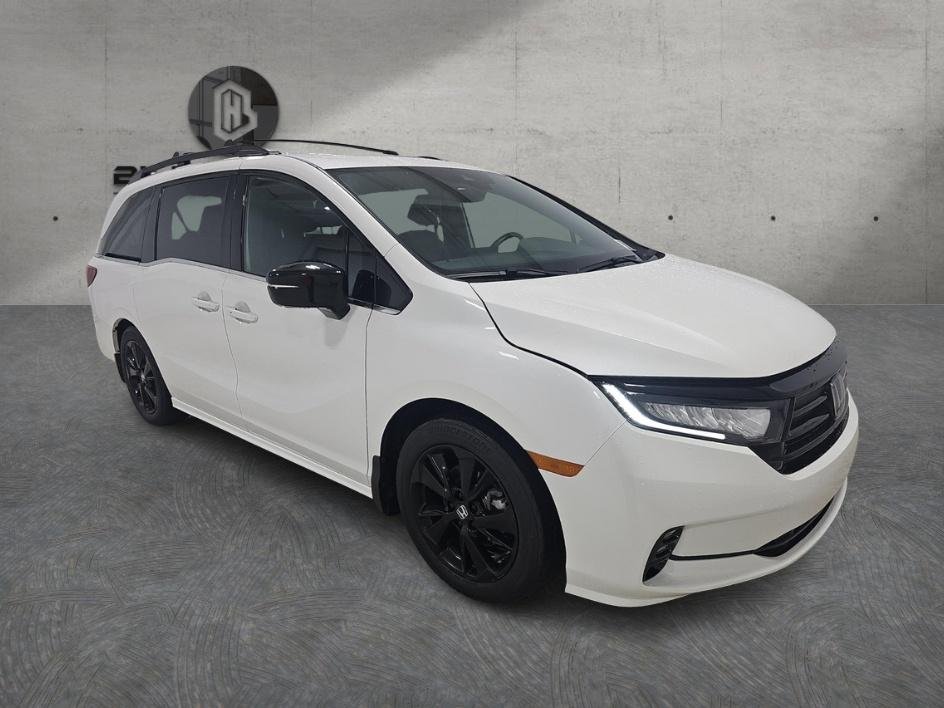 2024 Honda Odyssey SPORT's photo