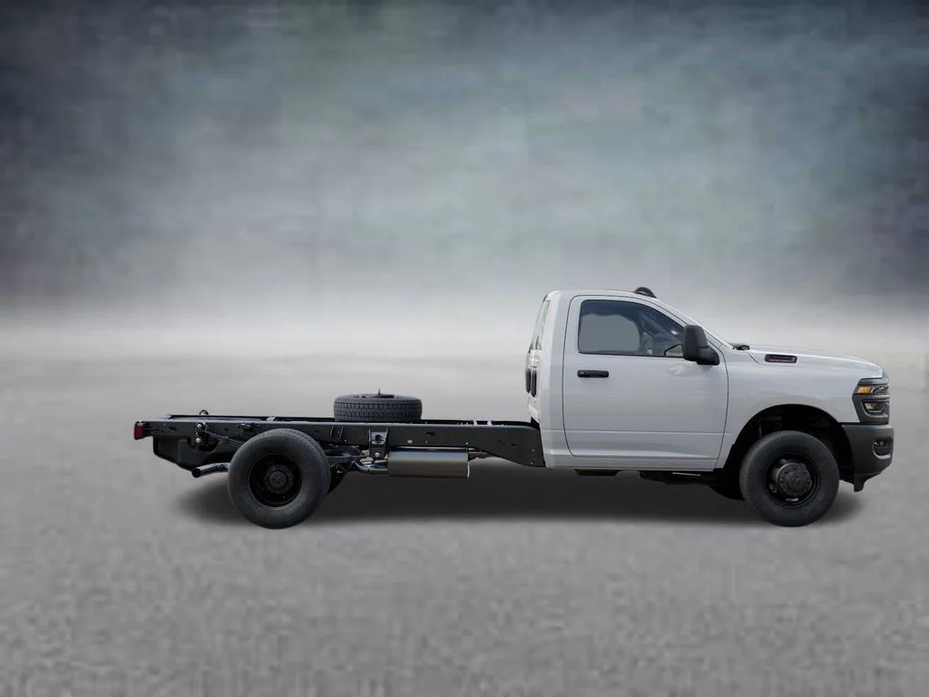 New 2026 Bright White Clear-Coat Exterior Paint RAM Tradesman image 21