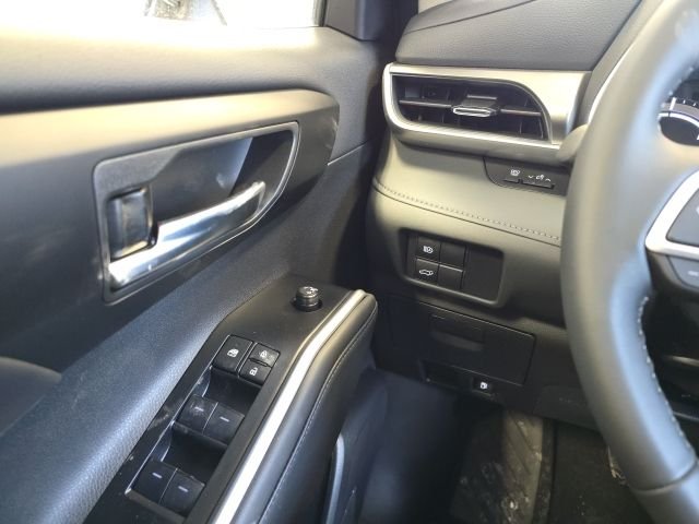 2026 Toyota Highlander XLE - Photo 15