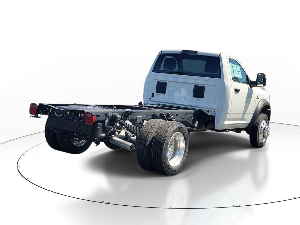 New 2026 Bright White Clearcoat RAM Tradesman image 3