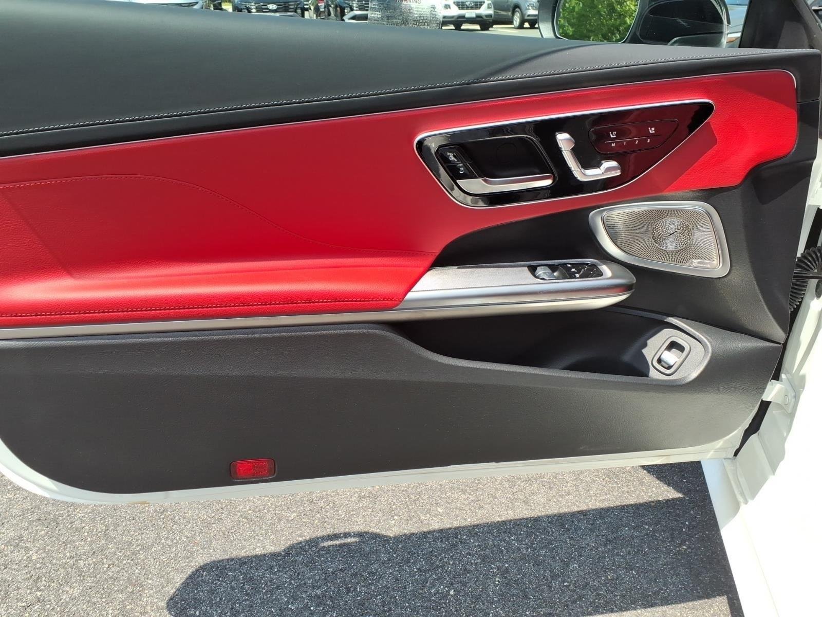 New 2026 WHITE Mercedes-Benz CLE 300 image 13
