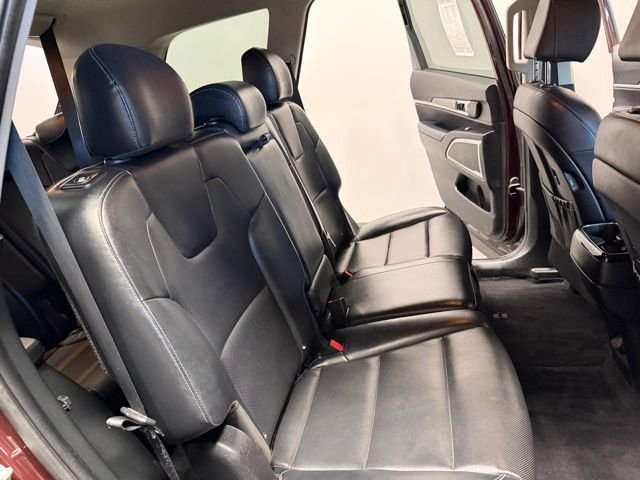 Used 2022 Sangria Red Kia LX image 27