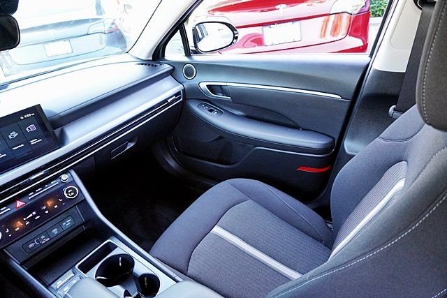 Used 2024 Silver Hyundai SEL image 19