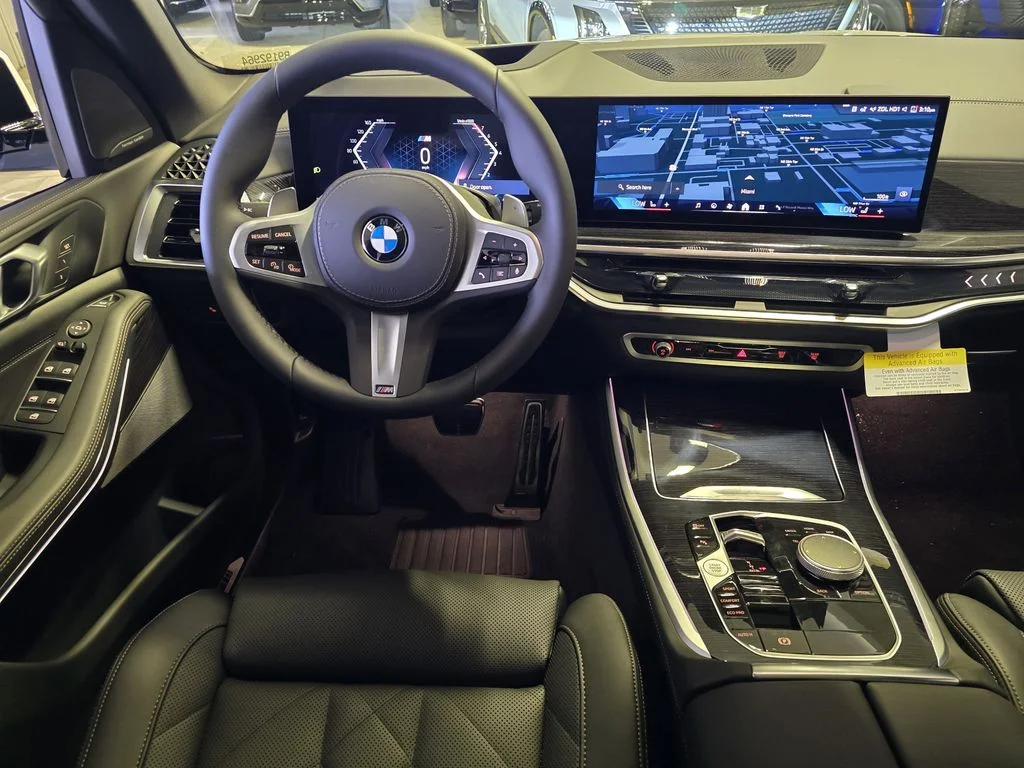 Used 2026 Alpine White BMW sDrive40i image 9