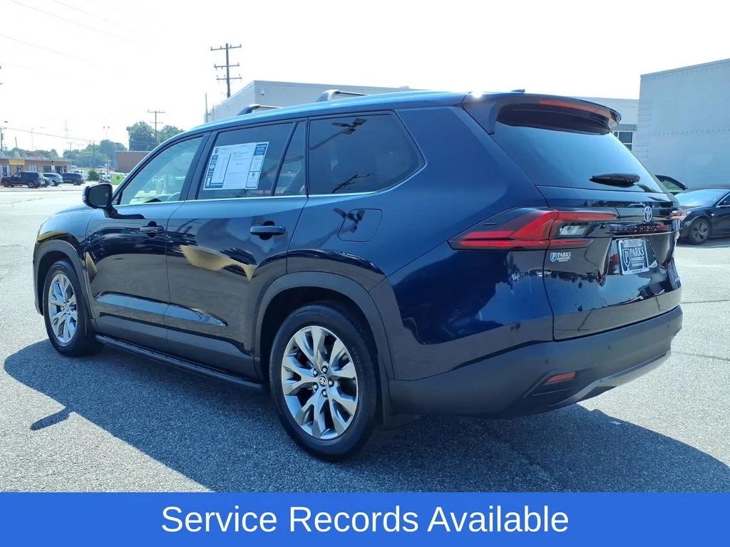 Used 2025  Toyota Limited image 4