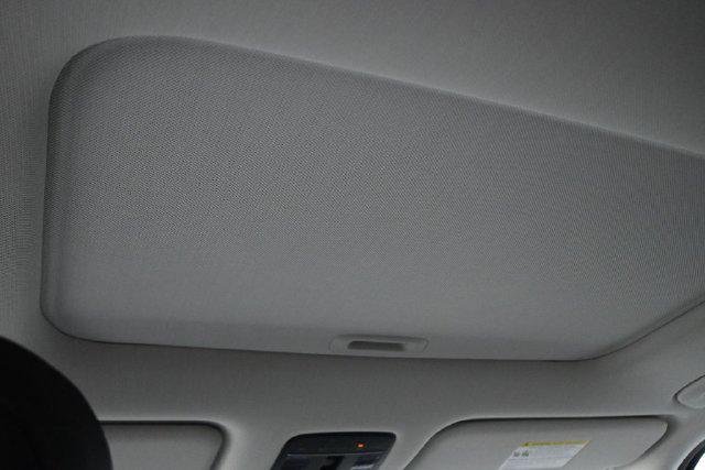 New 2026 Gray Hyundai SEL Premium FWD image 15