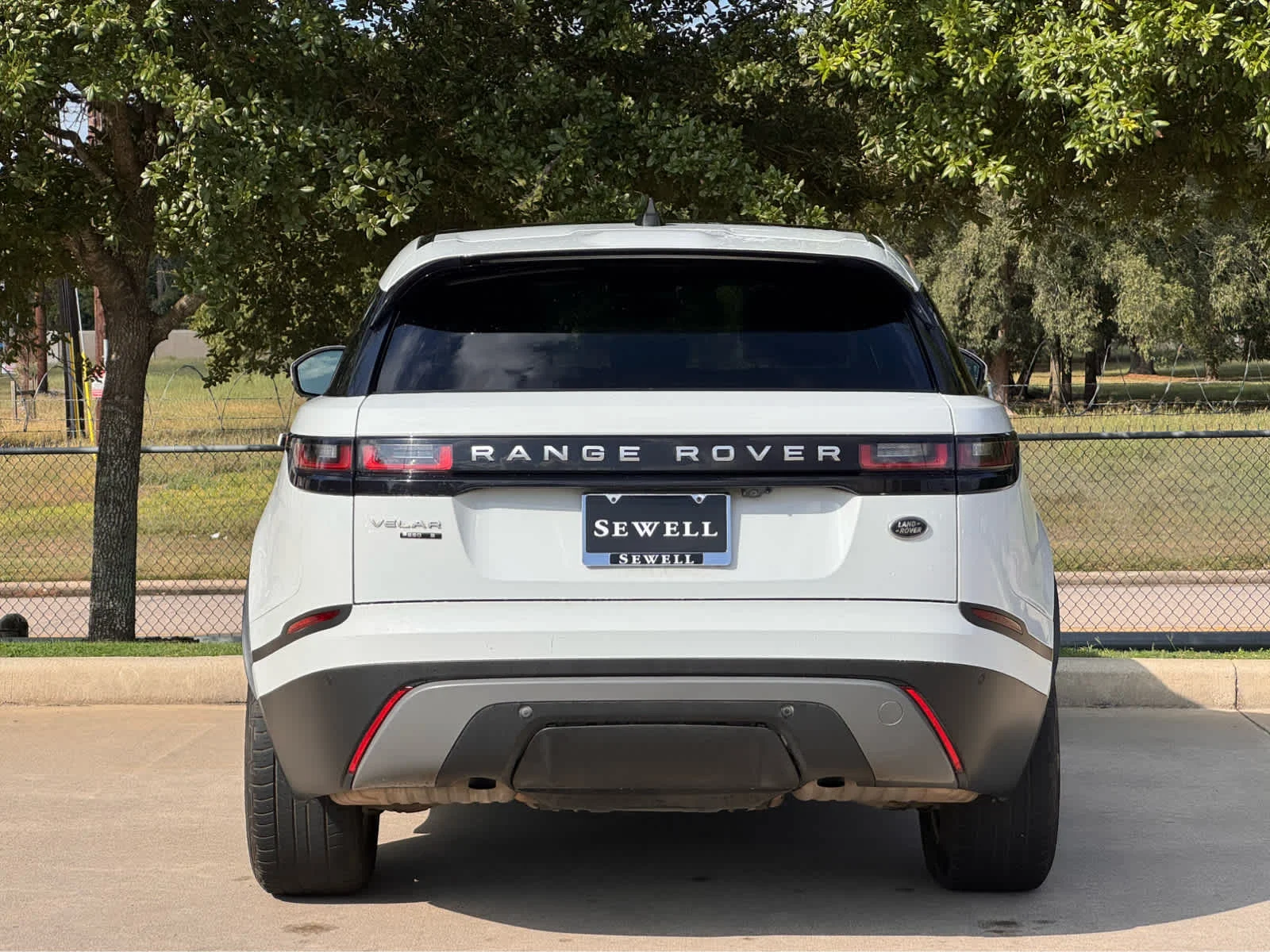 Used 2020 Fuji White Land Rover S image 5