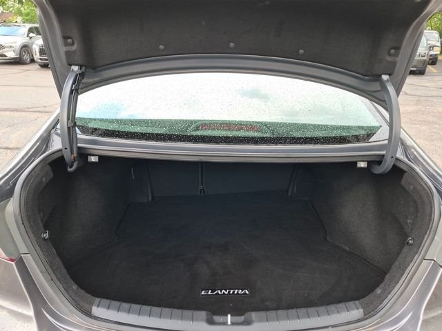 2018 Hyundai Elantra Limited - Photo 23