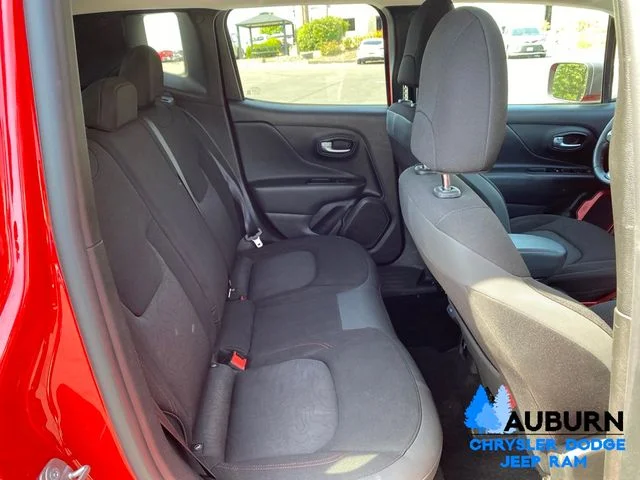 Used 2020 Red Jeep Trailhawk image 17