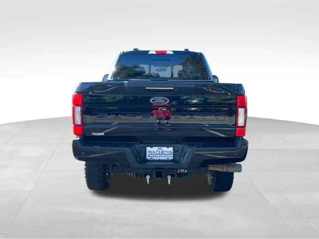 Used 2022  Ford  image 5