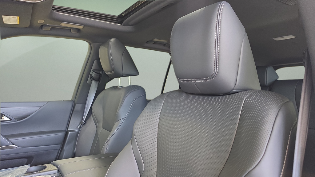 New 2026 Manganese Luster Lexus  600 LUXURY image 16