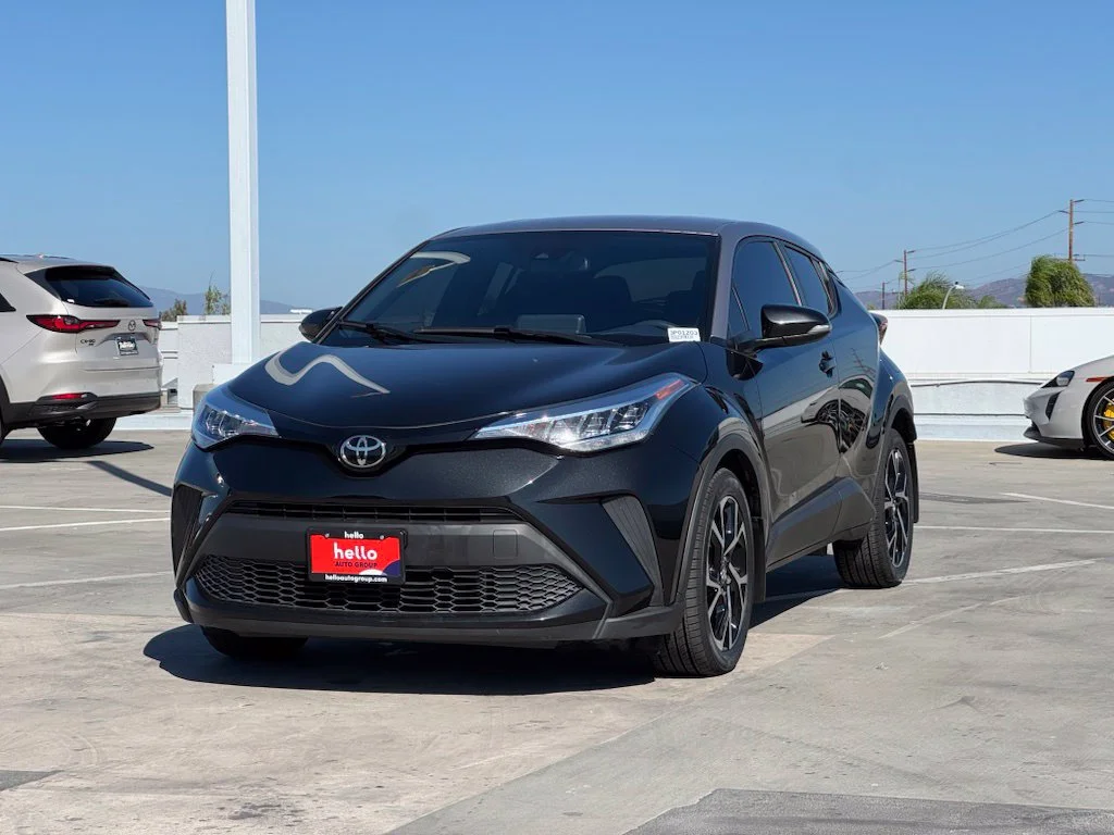 Used 2020 Black Toyota XLE image 5