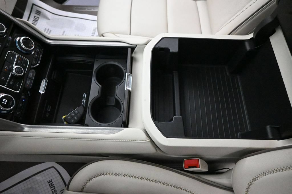 Used 2023 White Frost Tricoat GMC Denali image 15
