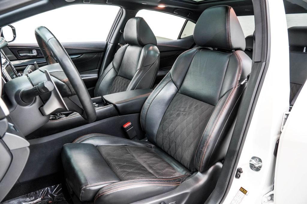 Used 2023 White Nissan SR image 15
