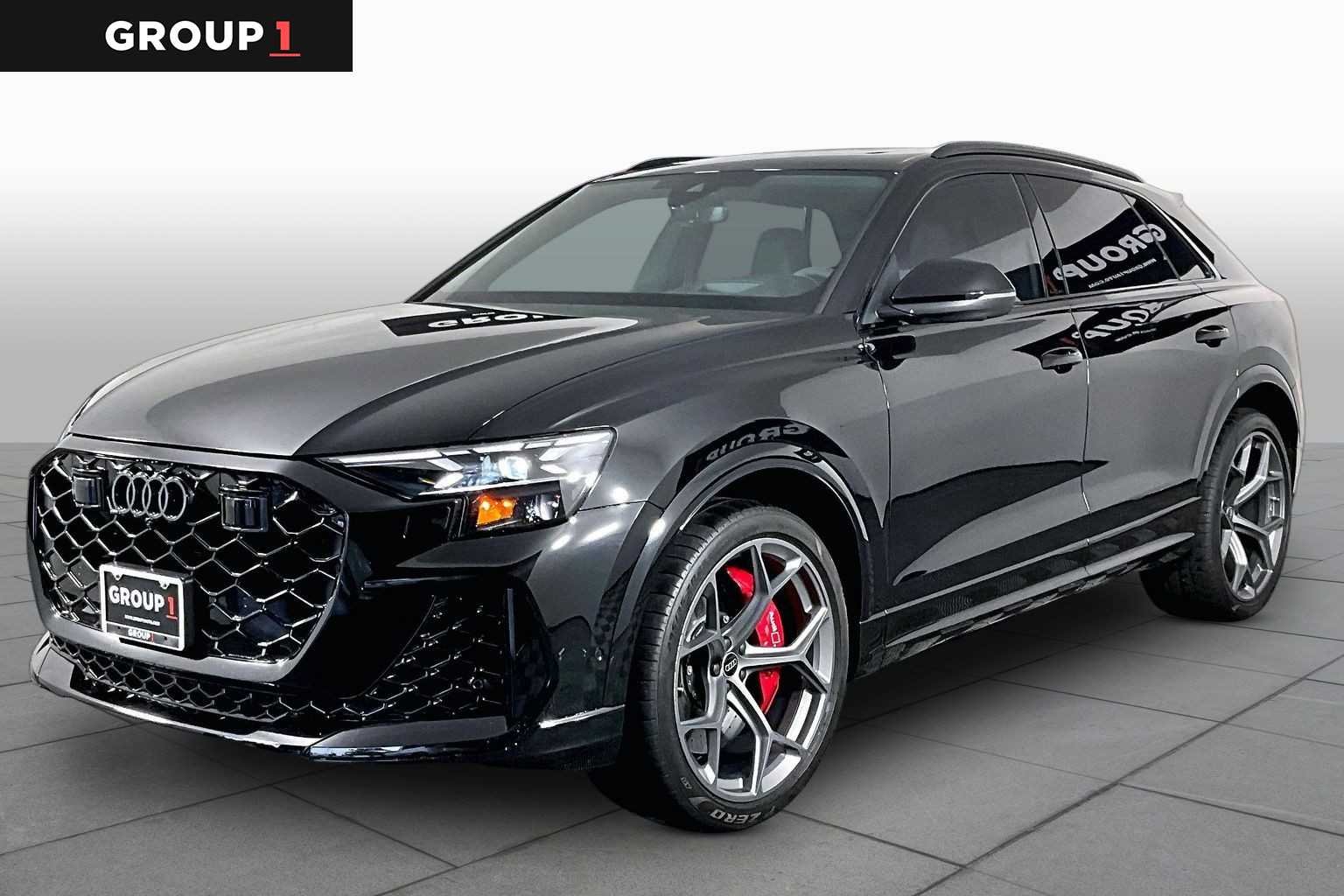 2025 Audi RS Q8 -'s photo