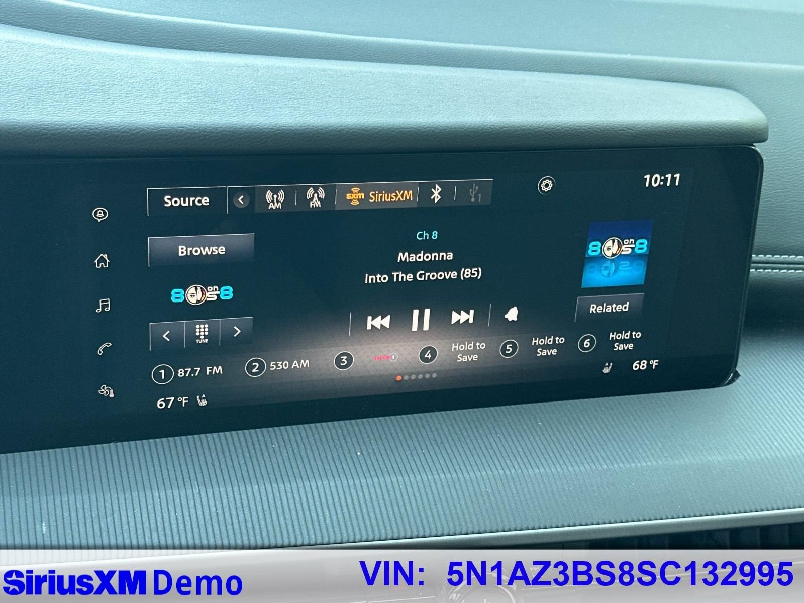 Used 2025 Super Black Nissan SV image 25