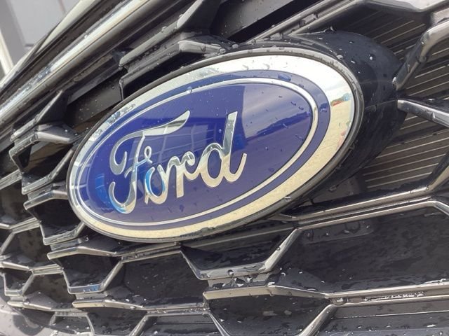 Certified Used 2024 Black Metallic Ford ST-Line image 4