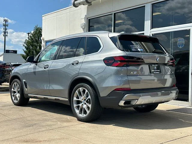 Certified Used 2024 Skyscraper Grey Metallic BMW xDrive40i image 8