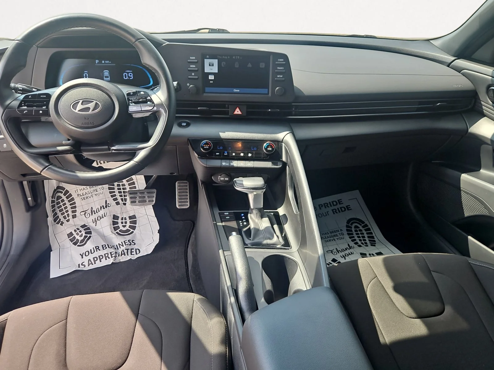 Used 2025 Serenity White Hyundai SEL Sport image 3