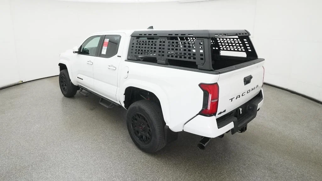 2025 Toyota Tacoma SR5 - Photo 25