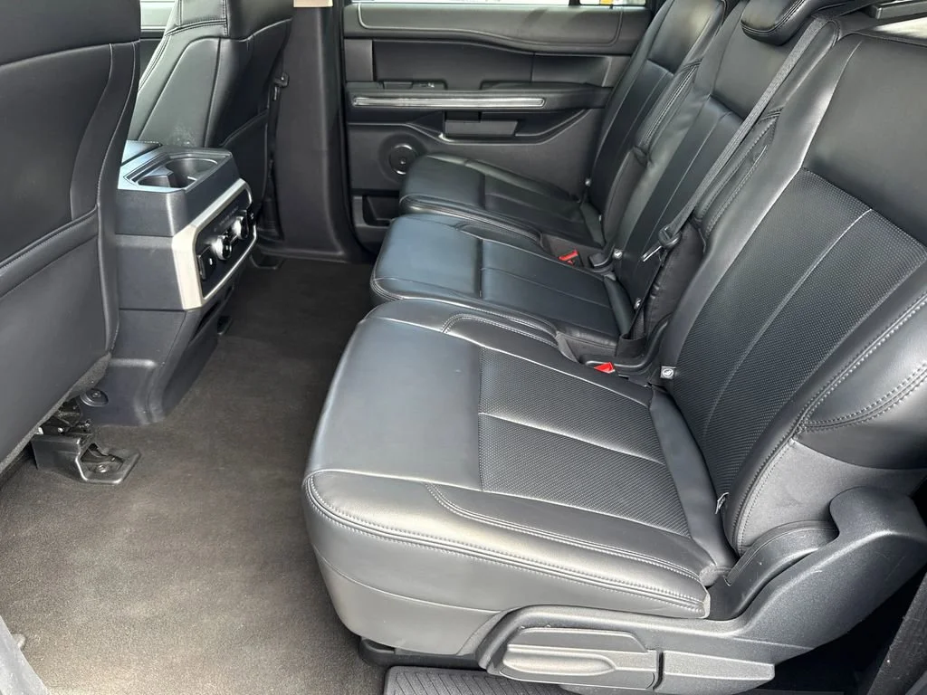 Used 2024 Silver Ford XLT image 20