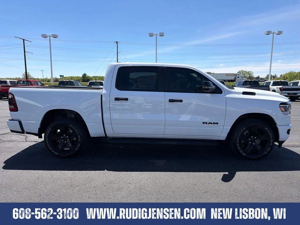 Used 2023 White Ram Big Horn/Lone Star image 7