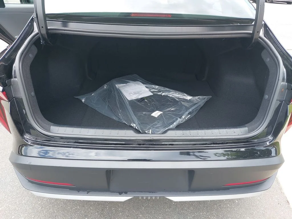 Used 2025 Black Kia LX image 12