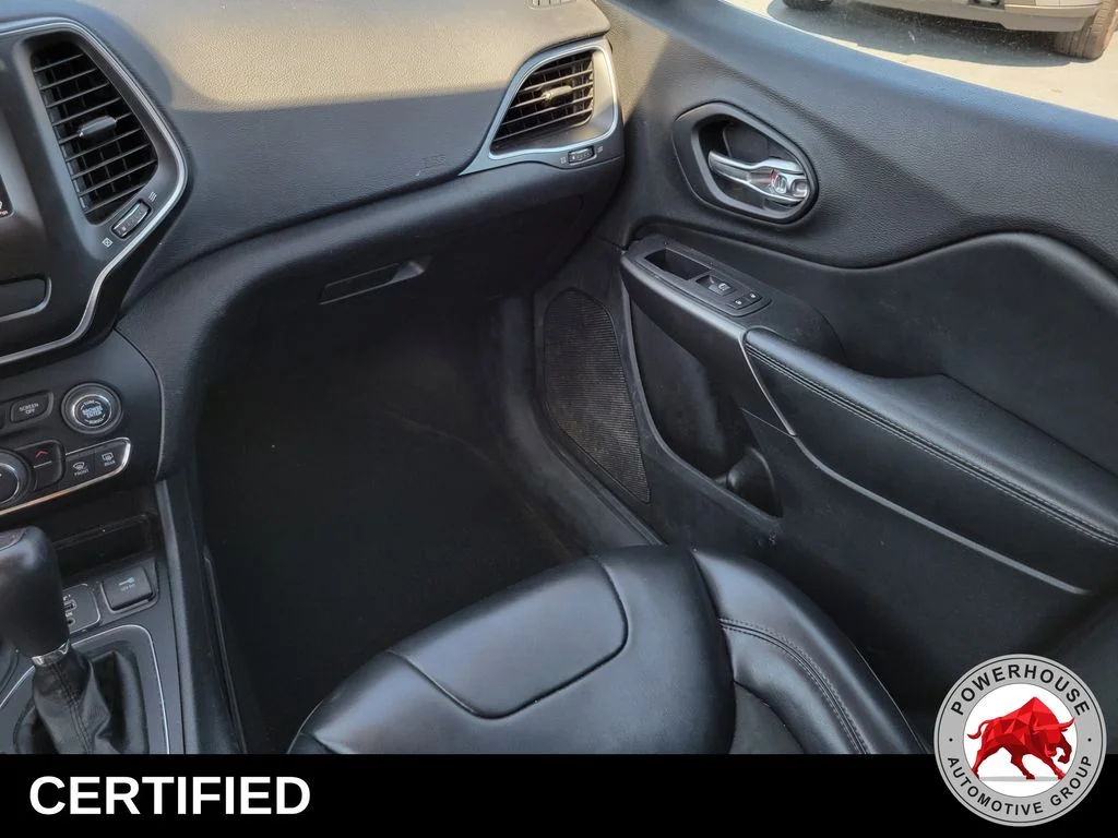 Used 2020 Gray Jeep Latitude Plus image 21