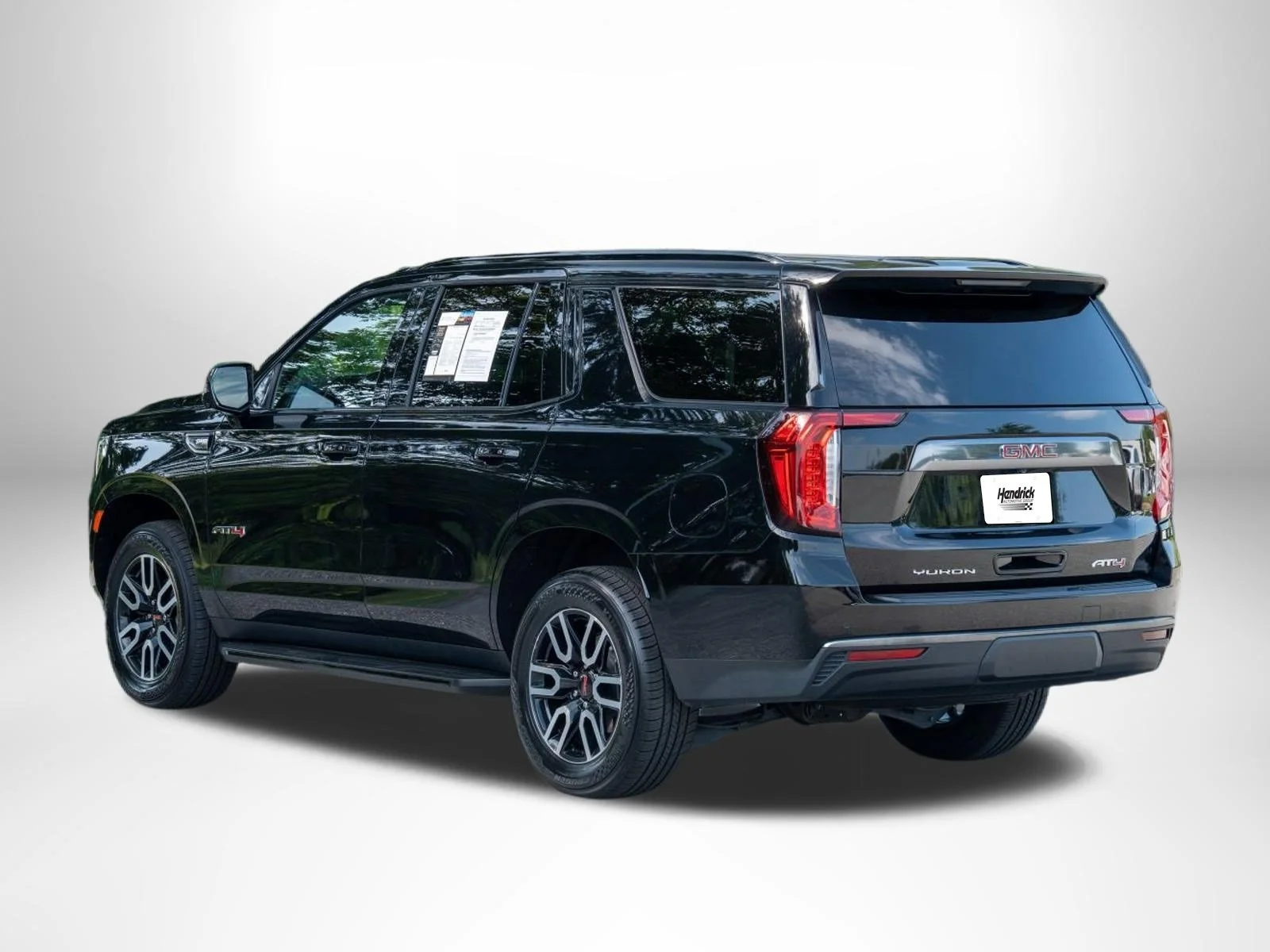 Used 2024 Onyx Black GMC AT4 image 6