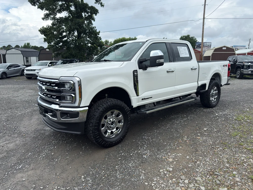 2024 Ford F-250 Lariat 4x4 Crew Cab 6-3/4' Box's photo