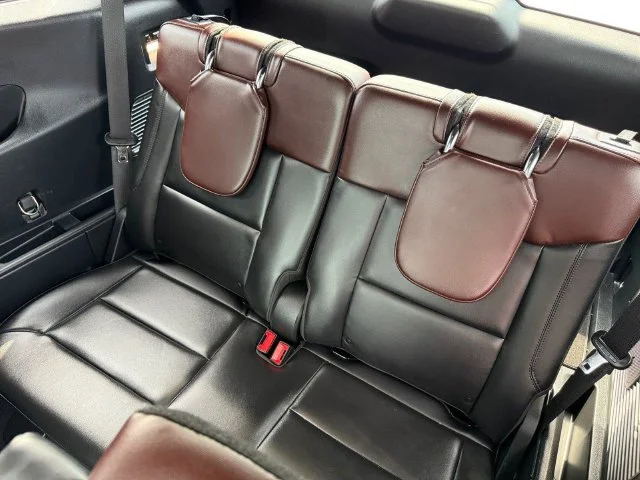 Used 2023 White Metallic Ford Platinum image 22